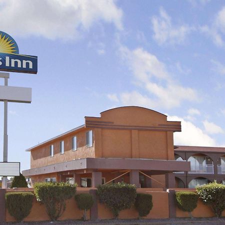 Days Inn By Wyndham Socorro Bagian luar foto
