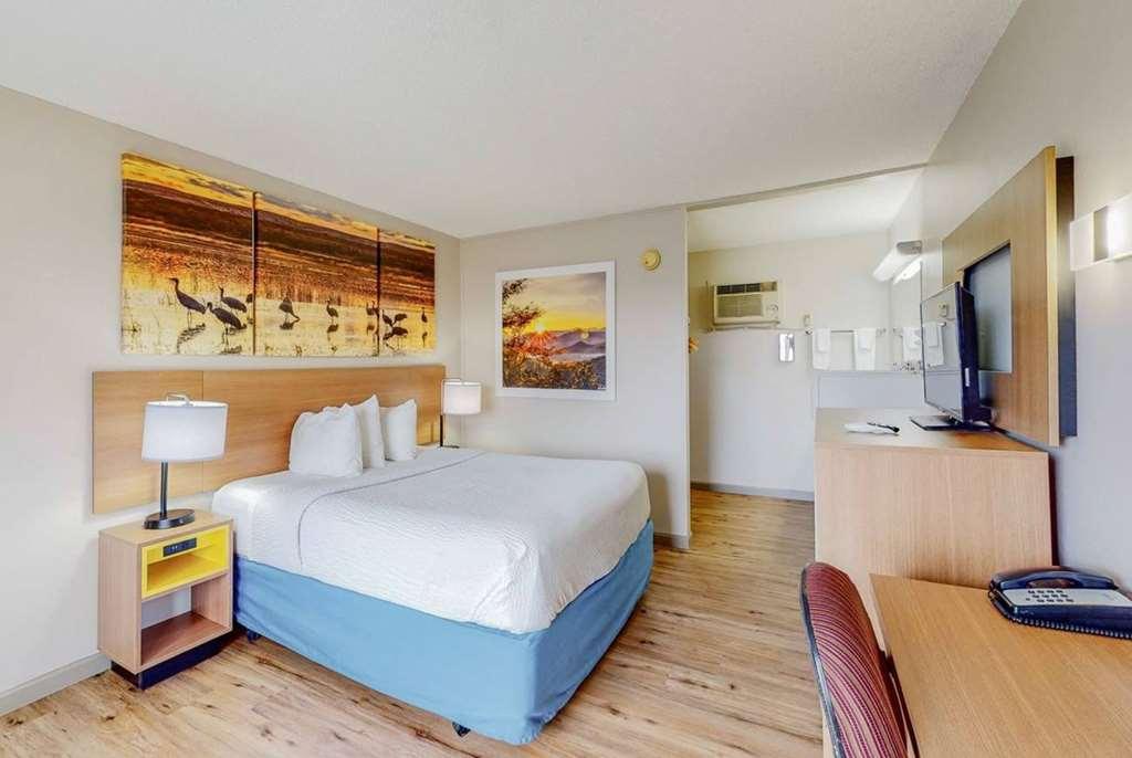Days Inn By Wyndham Socorro Ruang foto